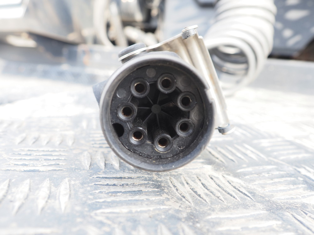 いすゞ ギガ トラクタ 大型 QKG-EXD52BD 年式 H28[写真12]