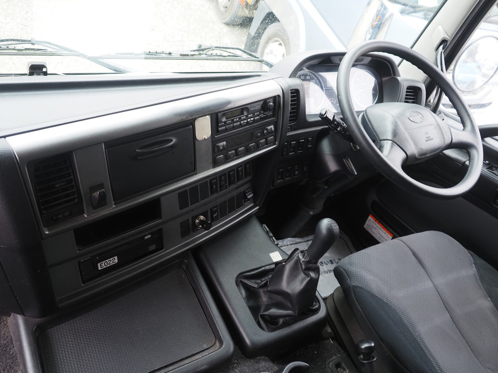 日野 プロフィア ウイング車 大型 QPG-FW1EXEG 年式 H27[写真34]