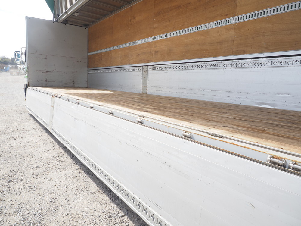 いすゞ ギガ ウイング車 大型 2PG-CYJ77C 年式 R1[写真22]