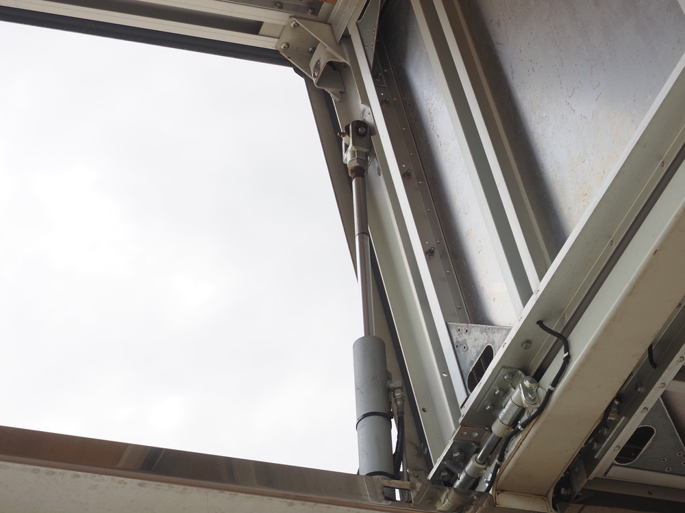 いすゞ ギガ ウイング車 大型 2PG-CYJ77C 年式 R1[写真16]