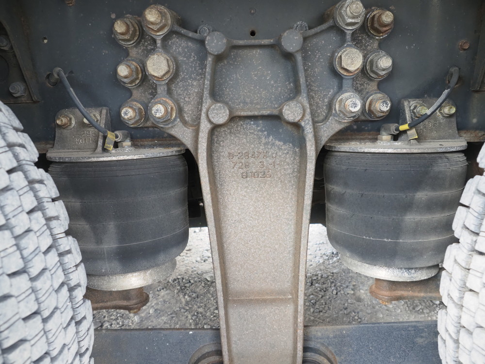 いすゞ ギガ ウイング車 大型 2PG-CYJ77C 年式 R1[写真44]