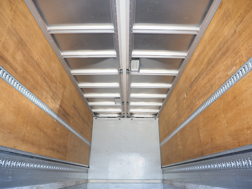 いすゞ フォワード ウイング車 中型 TKG-FRR90S2 年式 H27[写真24]