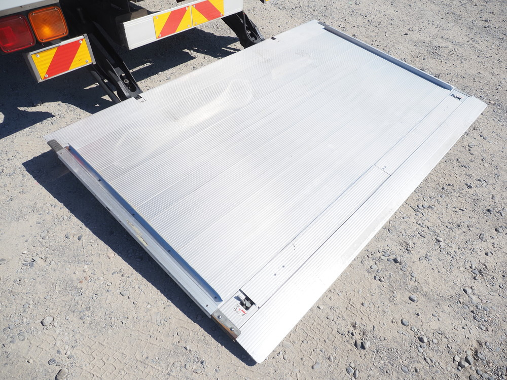 いすゞ フォワード ウイング車 中型 TKG-FRR90S2 年式 H27[写真27]