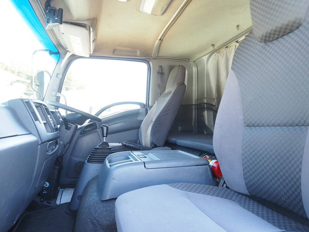 いすゞ フォワード ウイング車 中型 TKG-FRR90S2 年式 H27[写真40]