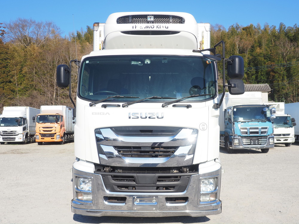 いすゞ ギガ 冷凍バン 大型 QKG-CYJ77B 年式 H29[写真02]