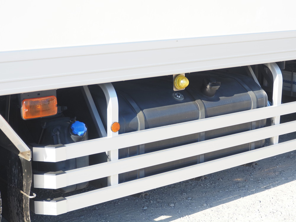 いすゞ ギガ 冷凍バン 大型 QKG-CYJ77B 年式 H29[写真12]