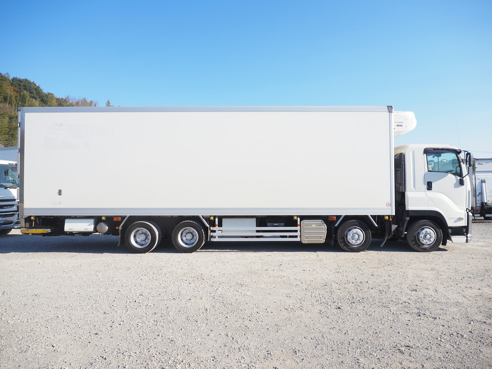 いすゞ ギガ 冷凍バン 大型 QKG-CYJ77B 年式 H29[写真08]