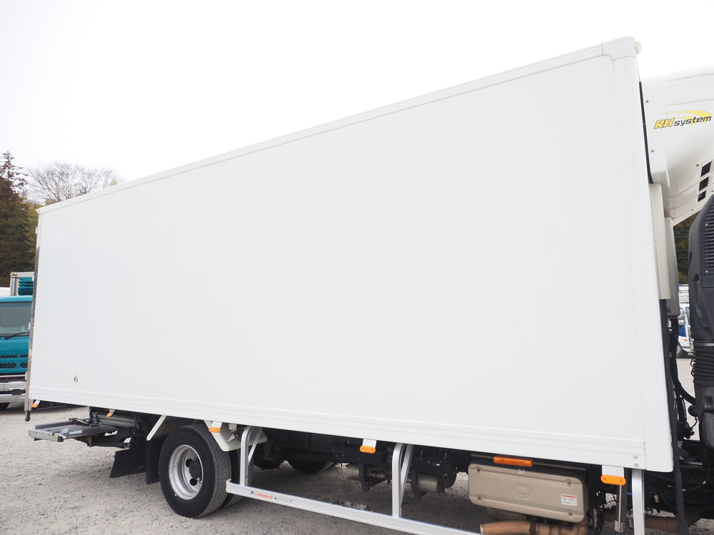 UDトラックス コンドル 冷凍バン 中型 TKG-MK38C 年式 H28[写真09]