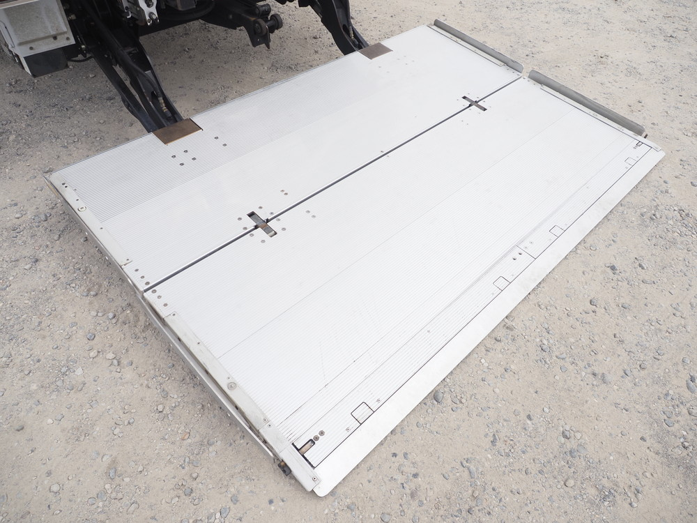 UDトラックス コンドル 冷凍バン 中型 TKG-MK38C 年式 H28[写真19]