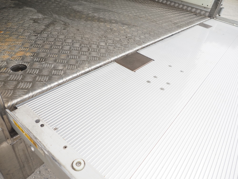 UDトラックス コンドル 冷凍バン 中型 TKG-MK38C 年式 H28[写真20]