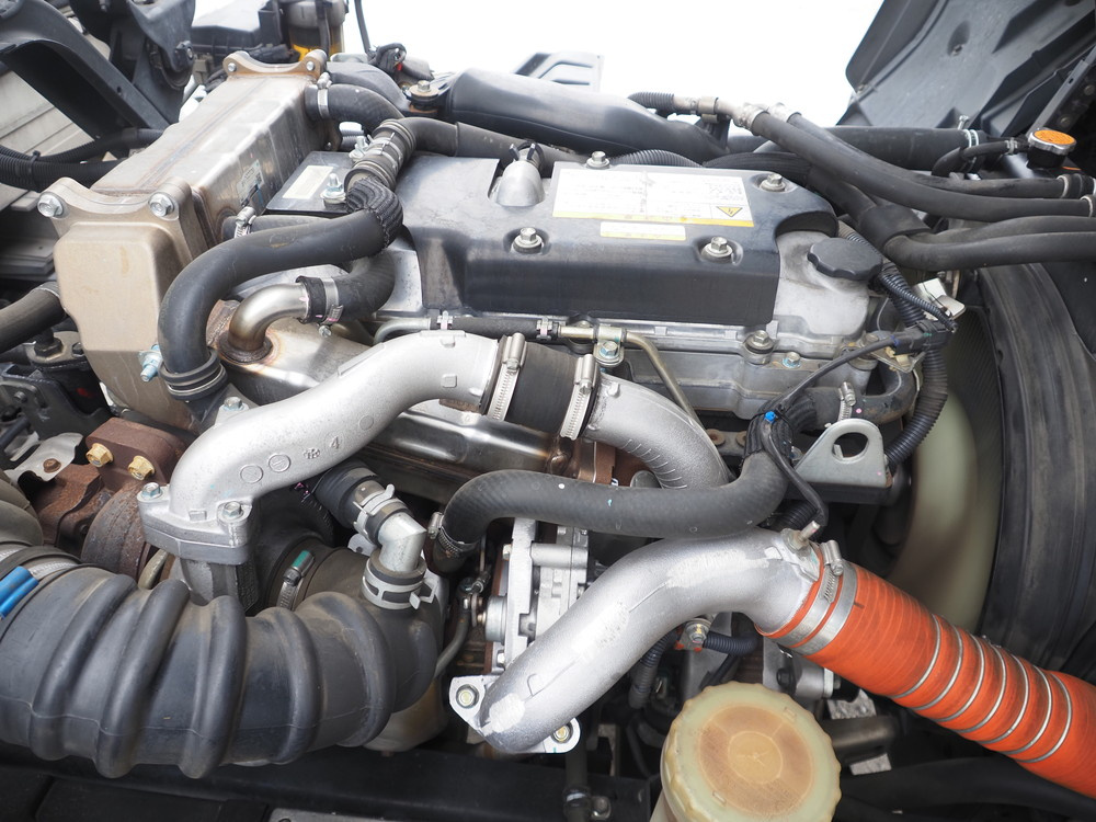 いすゞ フォワード 冷凍バン 中増t 2PG-FTR90V2 年式 R2[写真44]