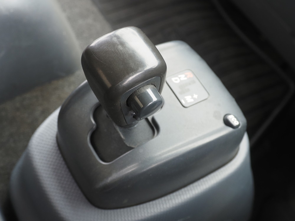 いすゞ フォワード 冷凍バン 中増t 2PG-FTR90V2 年式 R2[写真28]