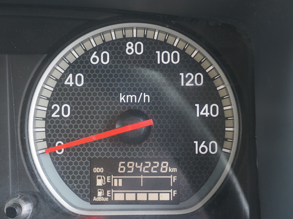 いすゞ フォワード 冷凍バン 中増t 2PG-FTR90V2 年式 R2[写真32]