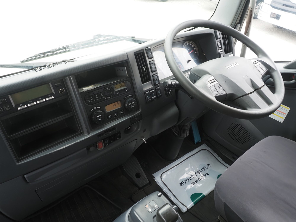 いすゞ フォワード 冷凍バン 中増t 2PG-FTR90V2 年式 R2[写真27]