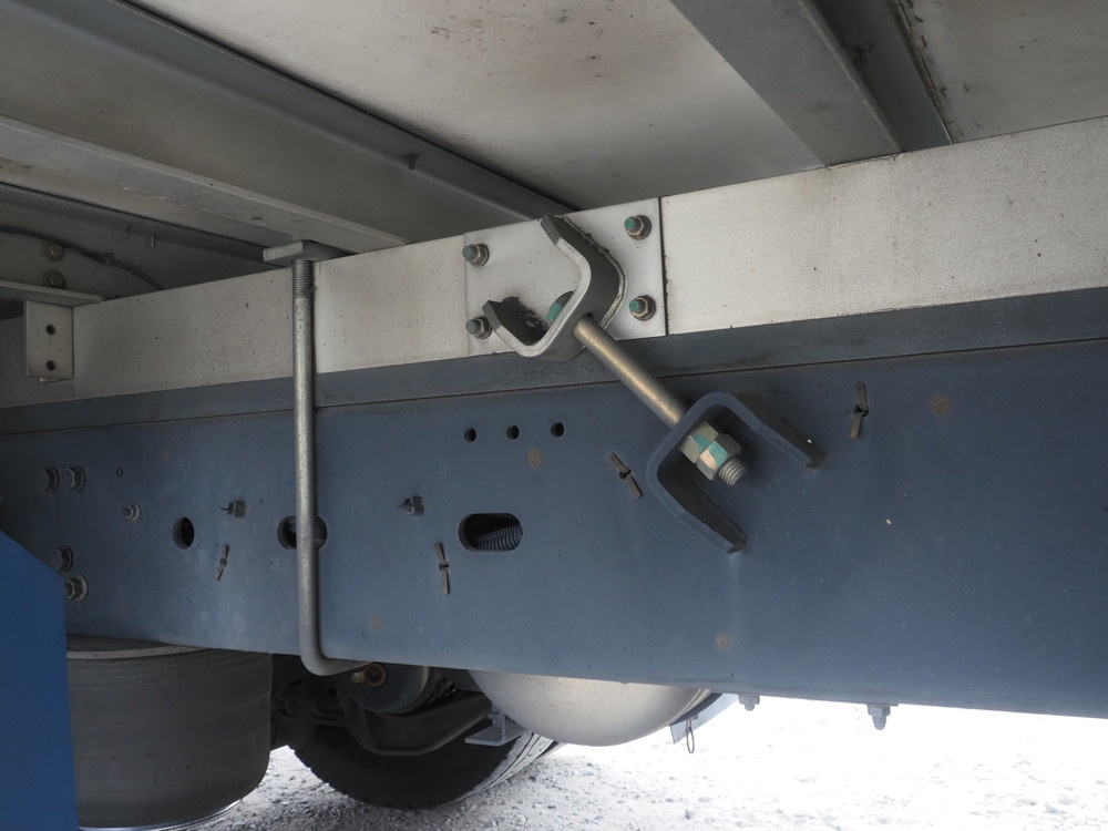 いすゞ フォワード 冷凍バン 中増t 2PG-FTR90V2 年式 R2[写真37]