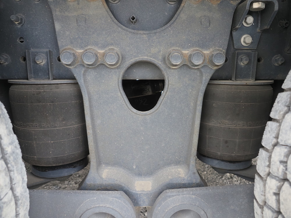 日野 プロフィア ウイング車 大型 2DG-FW1AHG 年式 R3[写真46]