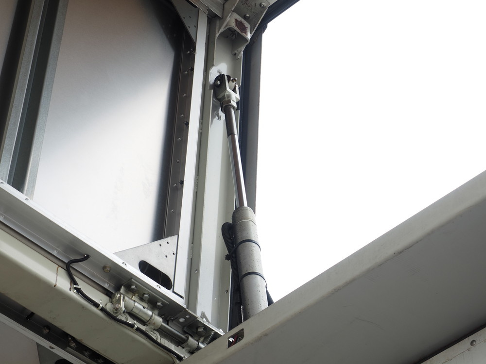 三菱ふそう スーパーグレート ウイング車 大型 QPG-FS64VZ 年式 H29[写真21]