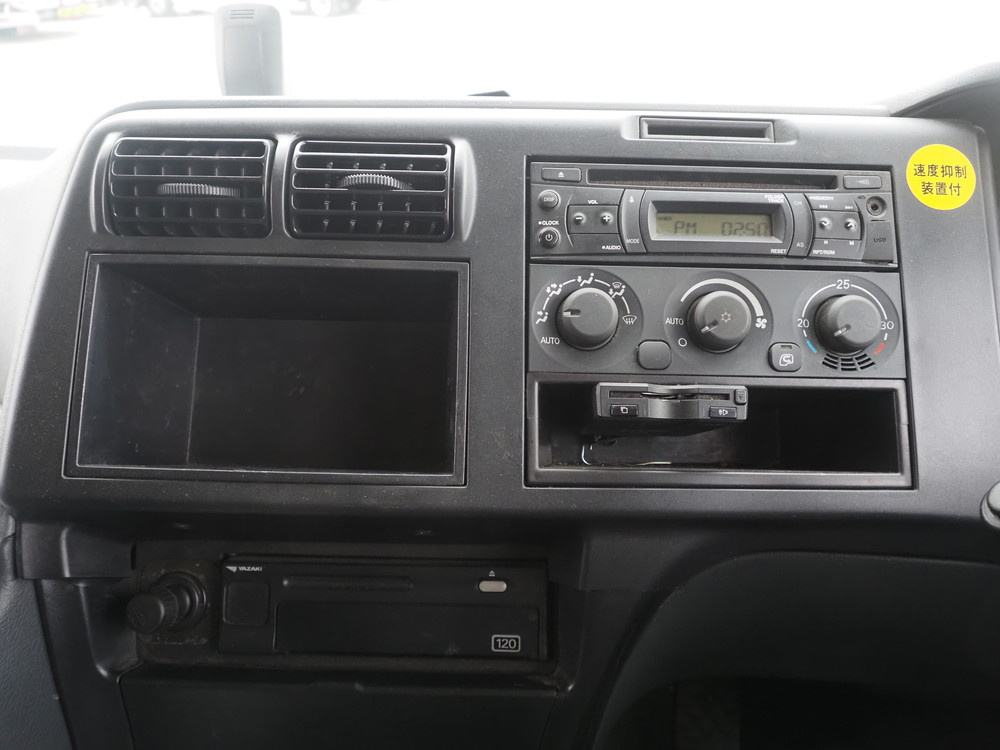 三菱ふそう スーパーグレート ウイング車 大型 QPG-FS64VZ 年式 H29[写真32]