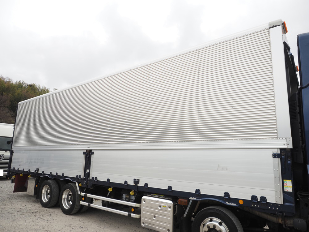 いすゞ ギガ ウイング車 大型 2PG-CYJ77C 年式 R2[写真10]