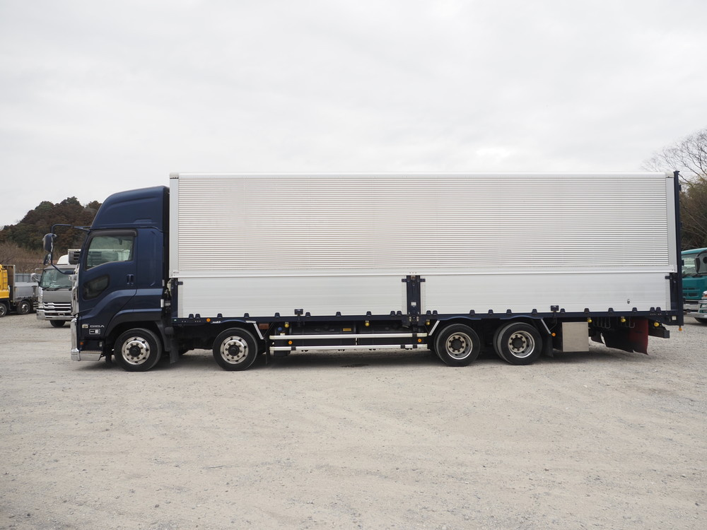 いすゞ ギガ ウイング車 大型 2PG-CYJ77C 年式 R2[写真14]