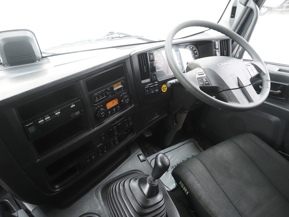 いすゞ ギガ ウイング車 大型 2PG-CYJ77C 年式 R2[写真26]