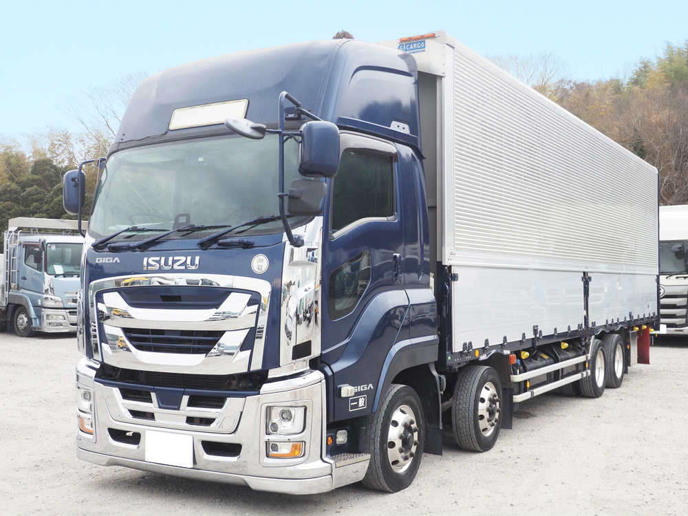 いすゞ ギガ ウイング車 大型 2PG-CYJ77C 年式 R2[写真01]