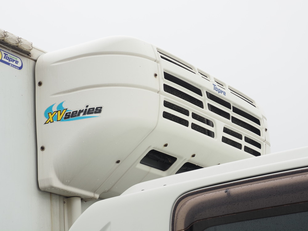 いすゞ フォワード 冷凍バン 中型 TKG-FRR90T2 年式 H29[写真07]