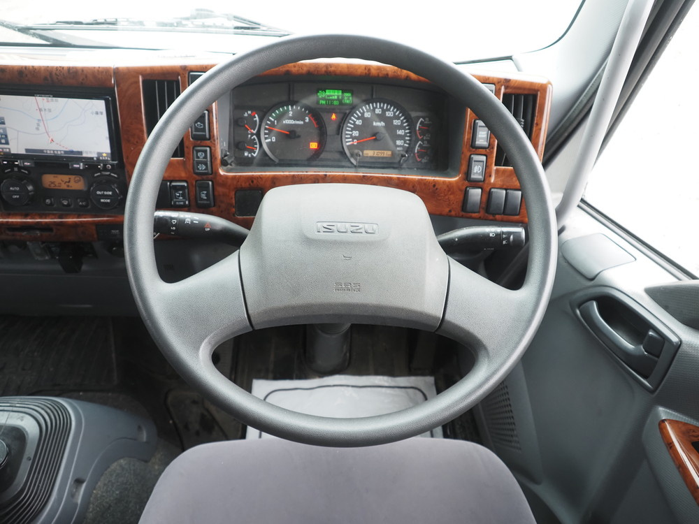 いすゞ フォワード 冷凍バン 中型 TKG-FRR90T2 年式 H29[写真29]