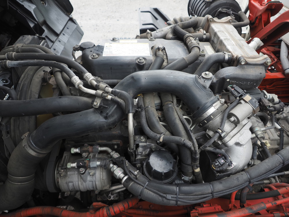 いすゞ フォワード 冷凍バン 中型 TKG-FRR90T2 年式 H29[写真46]