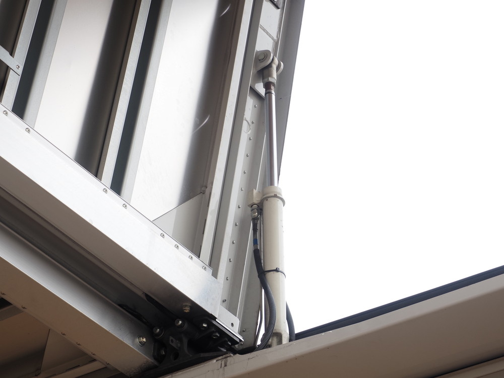 日野 レンジャープロ ウイング車 中型 TKG-FD7JLAG 年式 H27[写真16]