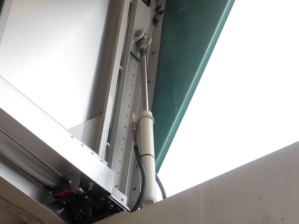 日野 レンジャープロ ウイング車 中型 TKG-FD7JLAG 年式 H27[写真10]