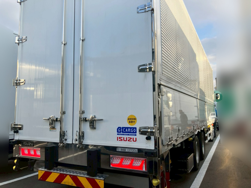 いすゞ ギガ ウイング車 大型 2PG-CYJ77D 年式 R7[写真02]