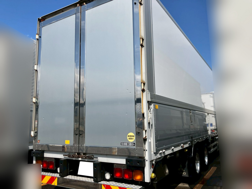 いすゞ ギガ 冷凍ウイング 大型 2PG-FS74HZ 年式 R2[写真02]