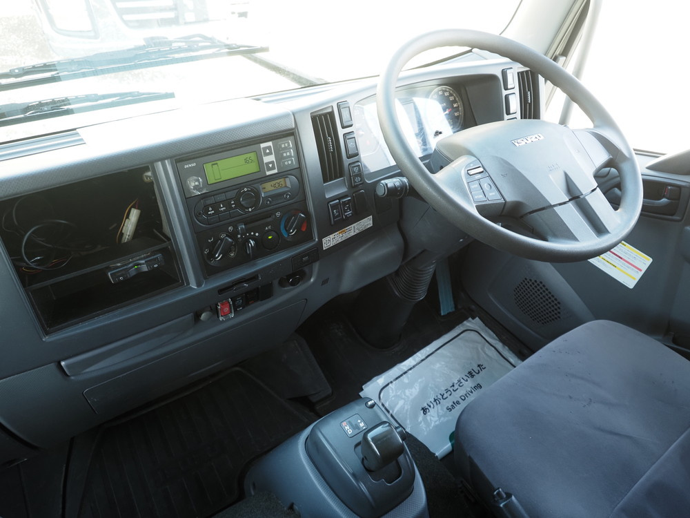 いすゞ フォワード 冷凍バン 中型 2PG-FRR90S1 年式 R2[写真27]
