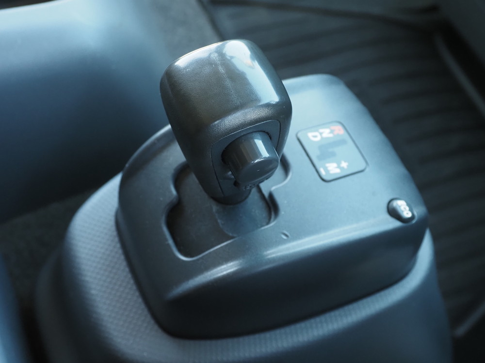 いすゞ フォワード 冷凍バン 中型 2PG-FRR90S1 年式 R2[写真28]