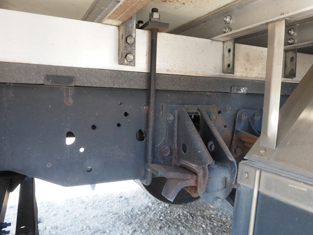 いすゞ フォワード 冷凍バン 中型 2PG-FRR90S1 年式 R2[写真34]