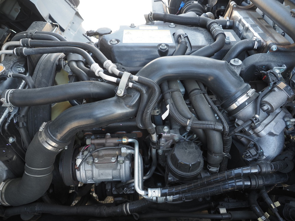 いすゞ フォワード 冷凍バン 中型 2PG-FRR90S1 年式 R2[写真40]