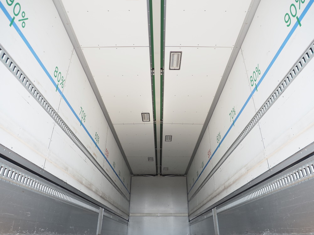 日野 プロフィア ウイング車 大型 2DG-FW1AHG 年式 R1[写真27]