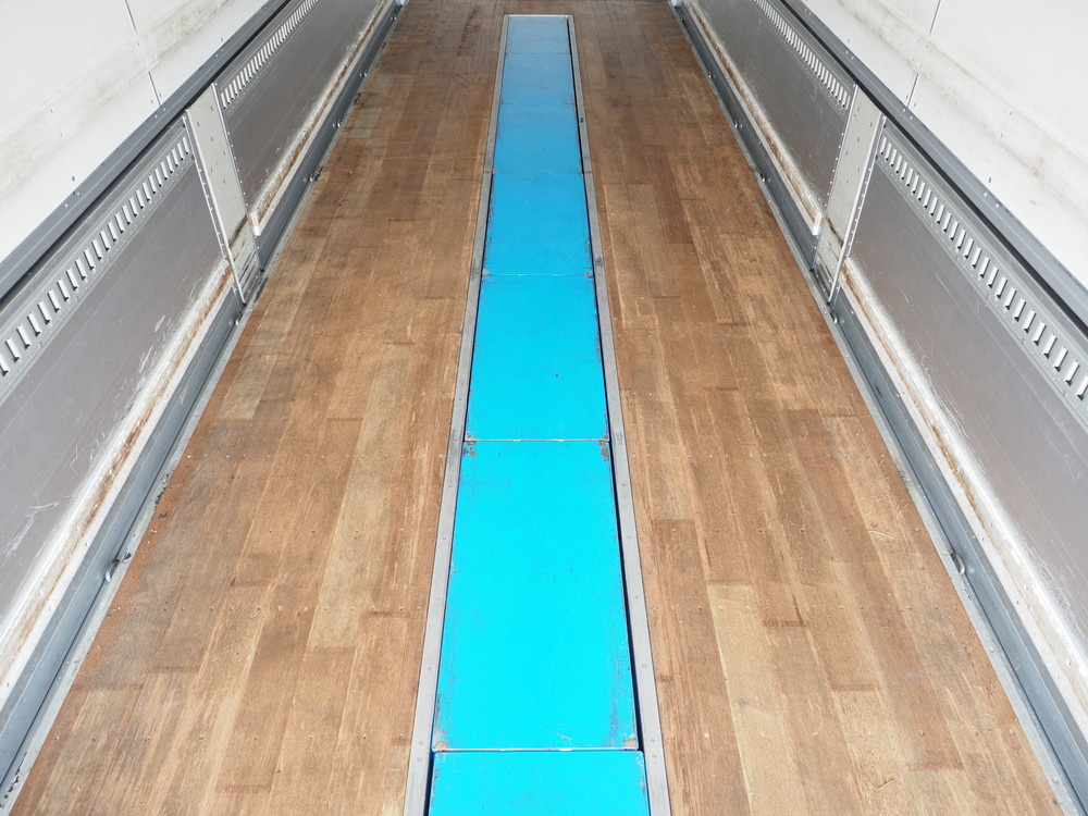 日野 プロフィア ウイング車 大型 2DG-FW1AHG 年式 R1[写真28]