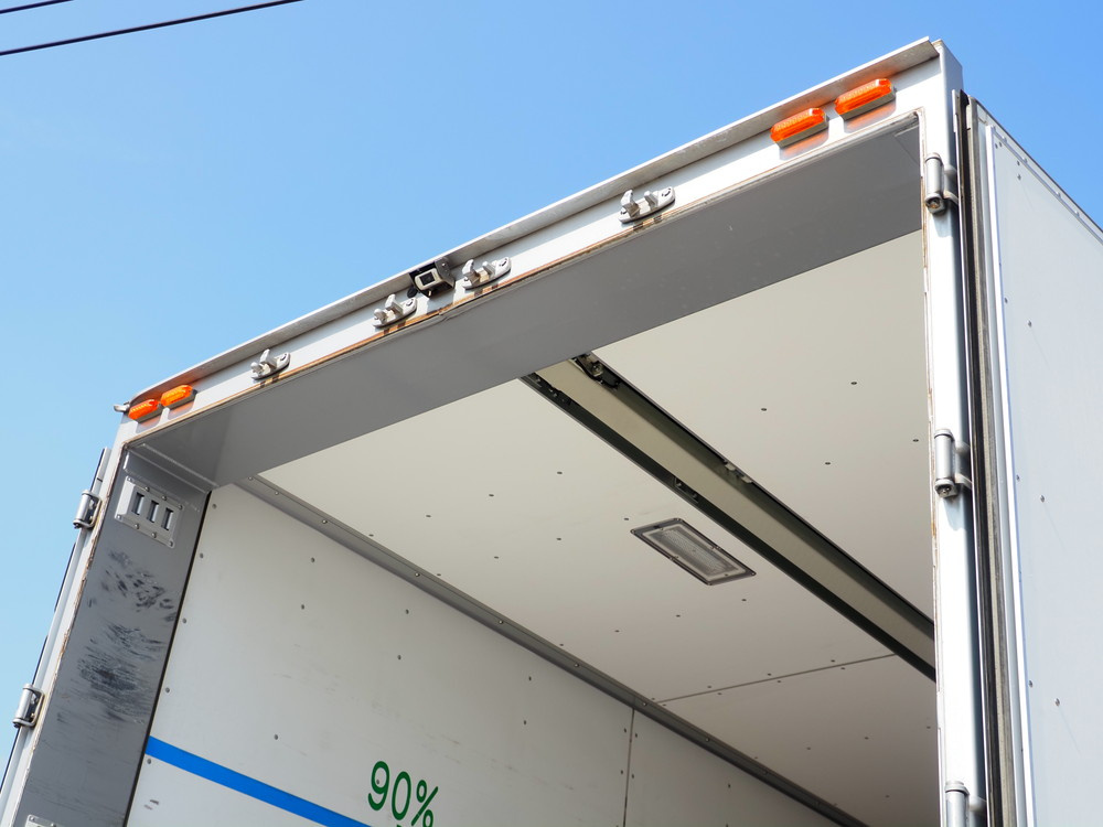 日野 プロフィア ウイング車 大型 2DG-FW1AHG 年式 R1[写真25]