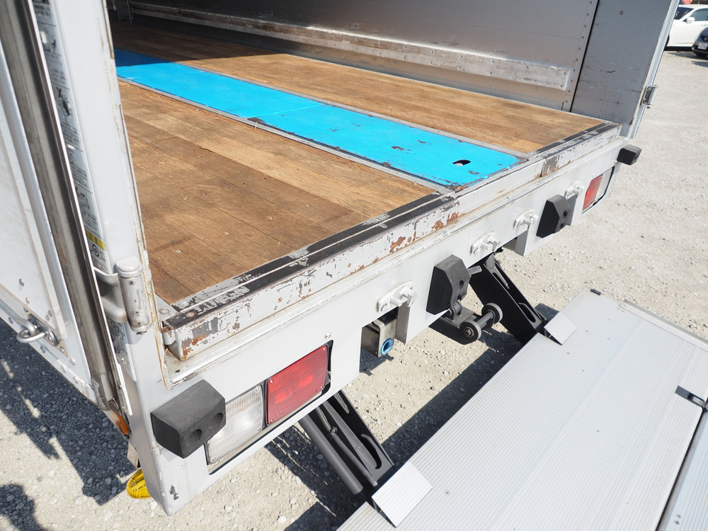 日野 プロフィア ウイング車 大型 2DG-FW1AHG 年式 R1[写真26]