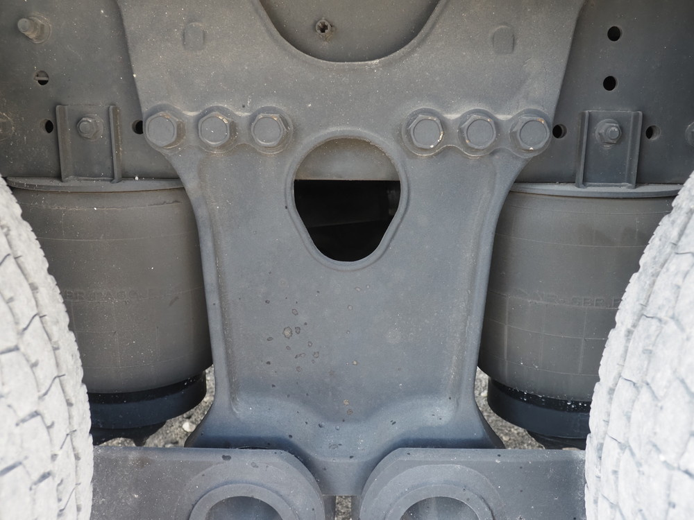 日野 プロフィア ウイング車 大型 2DG-FW1AHG 年式 R1[写真48]