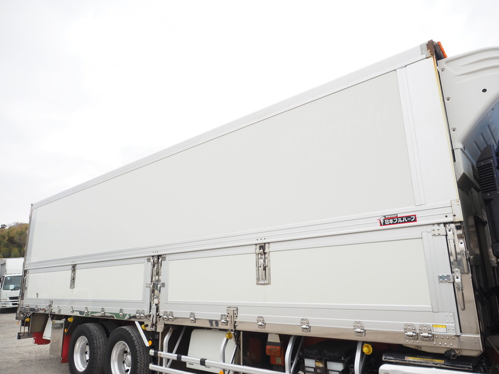 いすゞ ギガ 冷凍ウイング 大型 2KG-CYL77C 年式 R1[写真10]