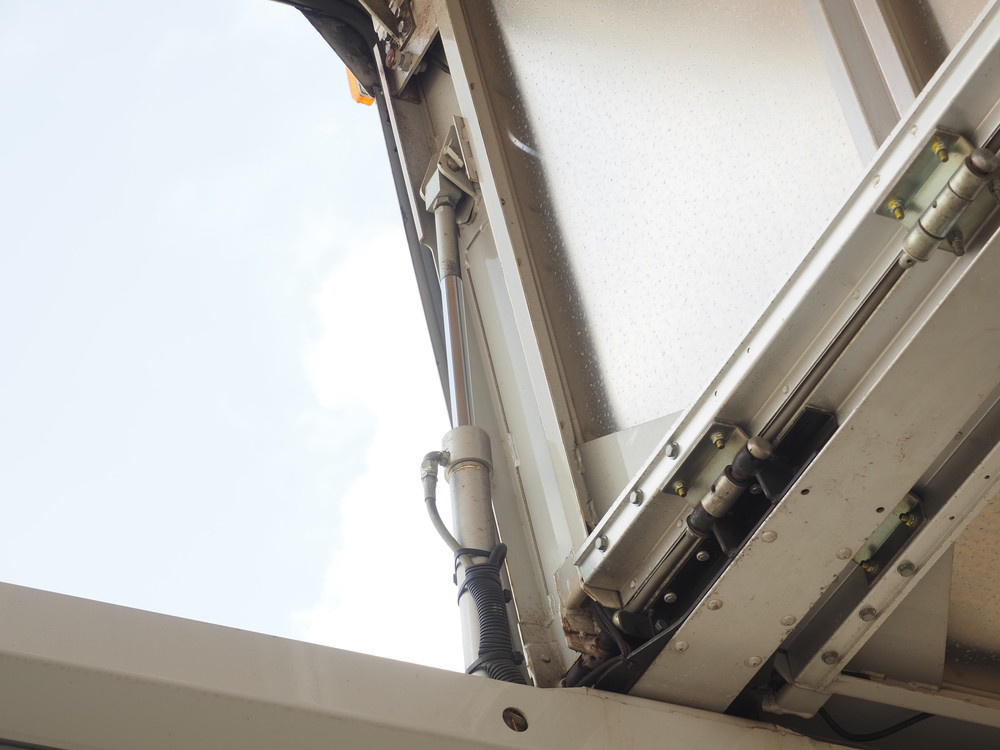 UDトラックス コンドル ウイング車 中増t QKG-PK39LH 年式 H28[写真12]