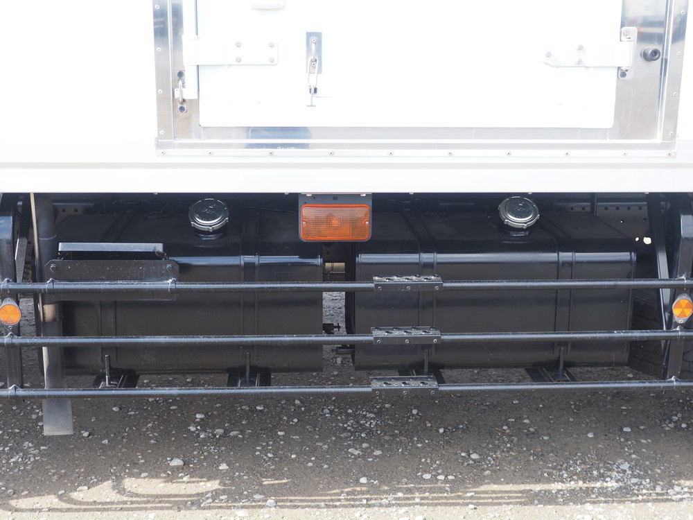 いすゞ フォワード 冷凍バン 中増t LKG-FTR90T2 年式 H29[写真14]