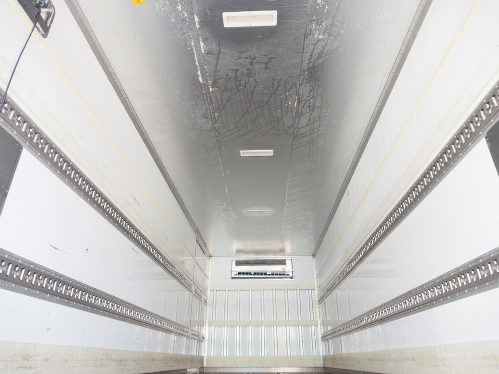 いすゞ フォワード 冷凍バン 中増t LKG-FTR90T2 年式 H29[写真20]