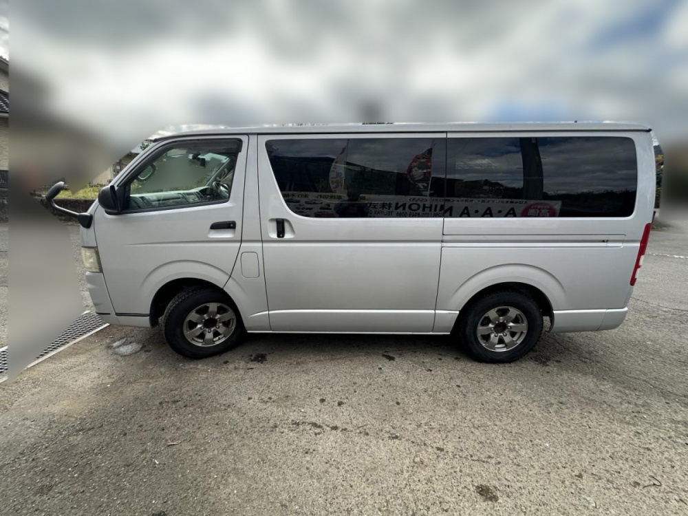 トヨタ ハイエース 商用バン 小型 CBF-TRH200V 年式 H19[写真08]
