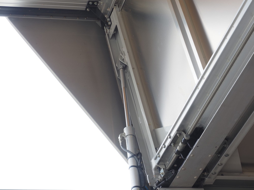 三菱ふそう ファイター ウイング車 中増t QKG-FK65FZ 年式 H29[写真17]