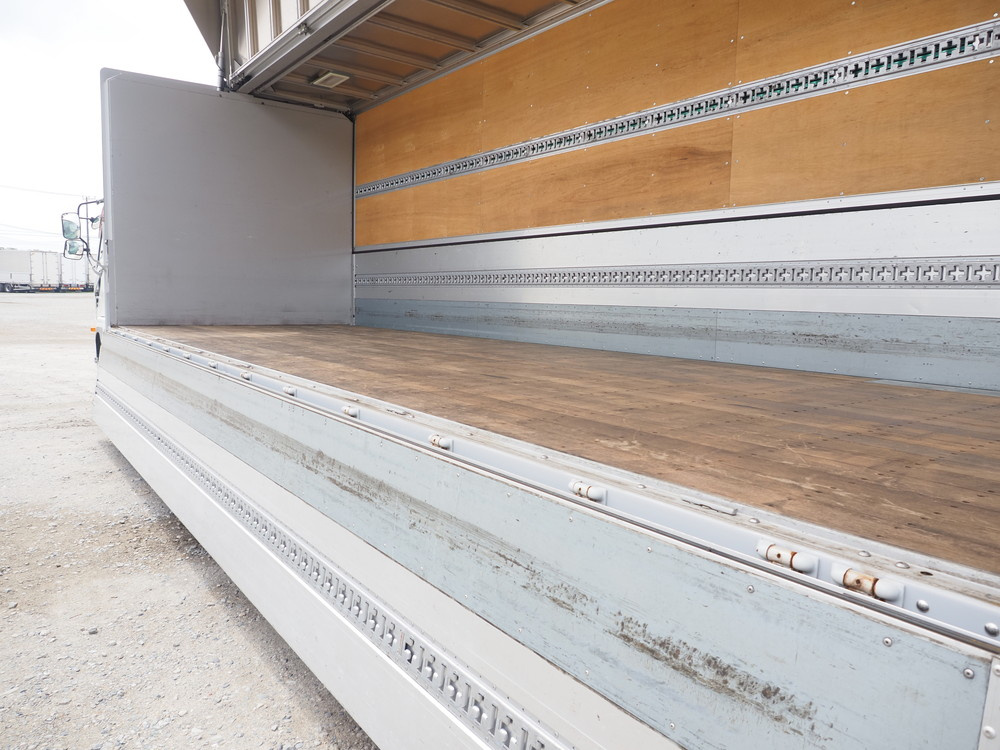 三菱ふそう ファイター ウイング車 中増t QKG-FK65FZ 年式 H29[写真19]