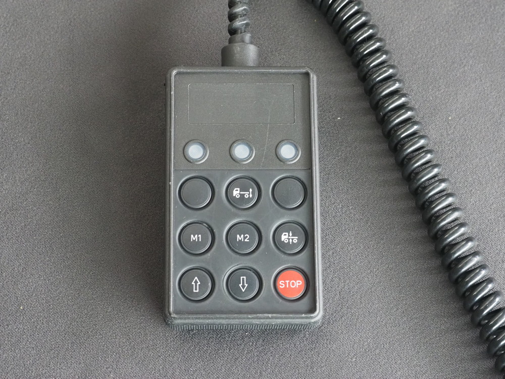 三菱ふそう ファイター ウイング車 中増t QKG-FK65FZ 年式 H29[写真40]